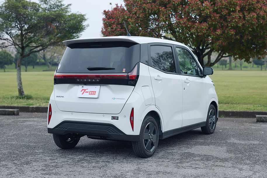 伝統的な日本の美意識をヒントにデザインされている サクラ。たとえばホイールは、「水引」がモチーフになっている