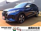 日産 キックス 1200cc 1.2 X FOUR ツートーン インテリアエディション(e-POWER) 4WD プロパイロット　純正ナビ　TV
