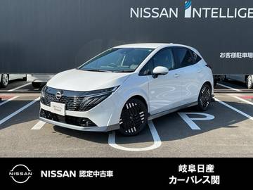 ノートオーラ 1.2 G レザーエディション グランドスタイルパッケージ　日産コネクト