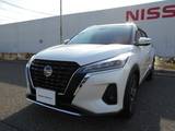 日産 キックス 1200cc 1.2 X ツートーン インテリアエディション (e-POWER)