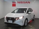 日産 ノート 1200cc 1.2 X アラビュー・エマージェンシーブレーキ