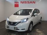 日産 ノート 1200cc 1.2 e-POWER X FOUR 4WD アラビュー・エマージェンシーブレーキ