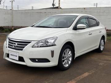 シルフィ 1.8 G バックカメラ