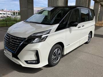 セレナ 1.2 e-POWER ハイウェイスター V