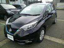 日産 ノート 1200cc 1.2 e-POWER X FOUR 4WD
