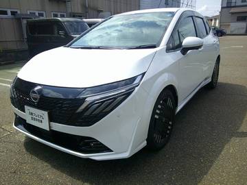 ノートオーラ 1.2 G レザーエディション