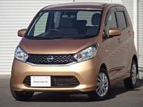 日産 デイズ 660cc 660 J MM114D-Wメモリナビ　フルセグTV