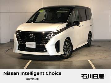 1.4 e-POWER ルキシオン 当社試乗車　後席モニター