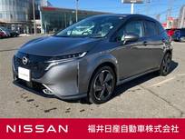 日産 ノートオーラ 1200cc 1.2 G FOUR 4WD メーカーナビ・プロパイロット・BOSE