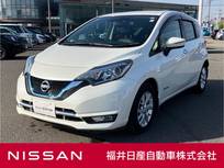 日産 ノート 1200cc 1.2 e-POWER メダリスト