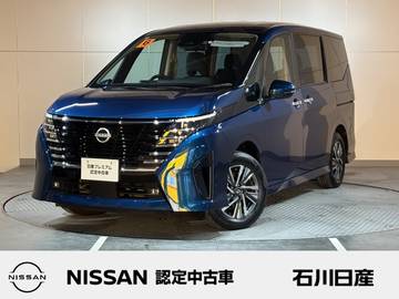 1.4 e-4ORCE ハイウェイスターV 4WD 当社試乗車　12.3インチメーカーナビ