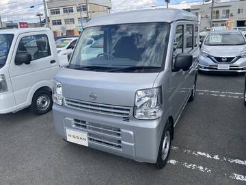 660 DX ハイルーフ 4WD 当社試乗車