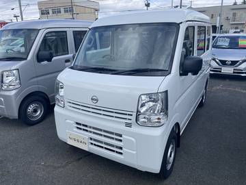 660 DX ハイルーフ 4WD 当社試乗車