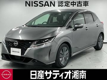 1.2 X ※メーカーナビ+地デジ+全周囲カメラ