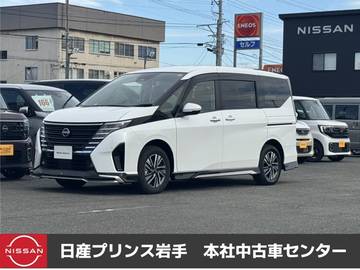 セレナ 1.4 e-4ORCE ハイウェイスターV 4WD /両側スライドドア/衝突軽減ブレーキ/横滑