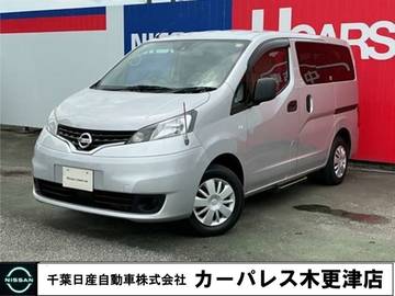 1.6 チェアキャブ 車いす1名仕様 専用サードシート有
