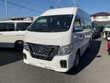 日産 NV350キャラバン 2500cc 2.5 チェアキャブ 車いす2名仕様