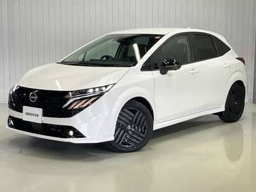 1.2 G 90周年記念車 当社試乗車アップ・メーカーOPナビ・前席シ