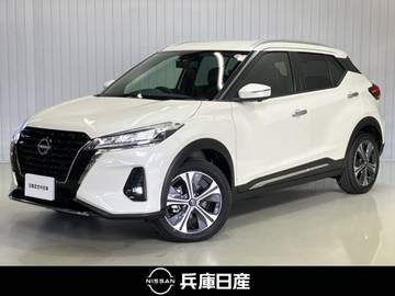 1.2 X ツートーン インテリアエディション (e-POWER) 当社試乗車アップ・ディーラーOPナビ・前席