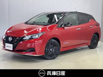 X Vセレクション 90周年記念車 当社社用車アップ・12セグ・充電ケーブル付