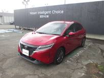 日産 ノート 1200cc 1.2 X FOUR 4WD ナビゲーション/全周囲カメラ/プロパイロッ
