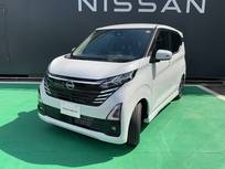 日産 デイズ 660cc 660 ハイウェイスターX 9インチ純正ナビ　アラビューM　USB