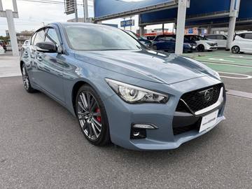 スカイライン 3.0 400R 白本革シートナビアラウンドビュードライブ