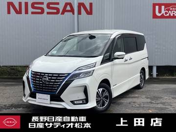 セレナ 1.2 e-POWER ハイウェイスター V