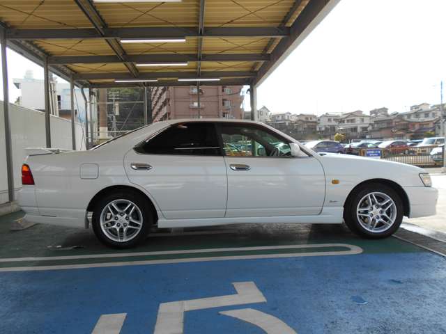 ローレル 全国 の中古車 日産公式中古車検索サイト