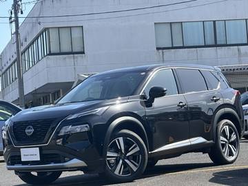 エクストレイル 1.5 G e-4ORCE 4WD プロパイロット　全周囲カメラ　電動シート