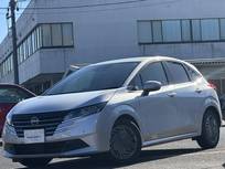 日産 ノート 1200cc 1.2 X 自社社用車　全周囲カメラ　踏み間違い防止