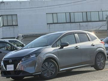 1.2 X 衝突軽減ブレーキ　純正ナビ　全周囲カメラ