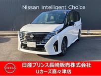 日産 セレナ 1400cc 1.4 e-4ORCE ハイウェイスターV 4WD 防水シート　NissanConnect ナビゲーション