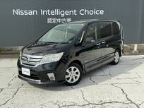 日産 セレナ 2000cc 2.0 ハイウェイスター S-HYBRID キセノンヘッドライトフォグ付き　クルーズ