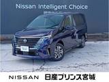 日産 セレナ 1400cc 1.4 e-4ORCE ハイウェイスターV 4WD 元当社試乗車・NissanConnectナビ・インテ