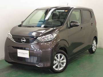 660 X エマージェンシーブレーキ・全周囲カメラ付