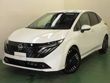 1.2 G レザーエディション エマージェンシーブレーキ・全周囲カメラ付