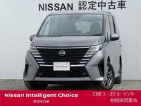 日産 セレナ 1400cc 1.4 e-4ORCE ハイウェイスターV 4WD