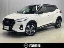 日産 キックス 1200cc 1.2 X ツートーン インテリアエディション (e-POWER) ワンオーナー・ペット臭あり・純正SDナビ・