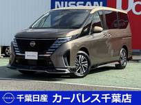 日産 セレナ 1400cc 1.4 e-4ORCE ハイウェイスターV 4WD 寒冷地仕様ホットプラスパッケージ
