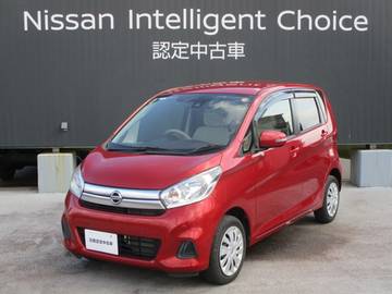 660 X 日産純正ナビゲーションMM318D-W