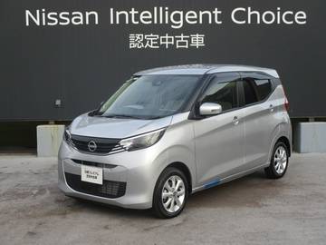 660 X 日産純正ナビゲーションMM223D-L