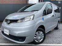 日産 NV200バネットバン 1600cc 1.6チェアキャブ車いす2名仕様 後付2列目シート　左側オートステップ