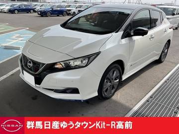 e+ アーバンクロム 当社社用車　充電ケーブルレス車両