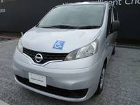 日産 NV200バネットバン 1600cc 1.6チェアキャブ車いす2名仕様 後付2列目シート　左側オートステップ