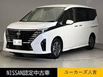 日産 セレナ 1400cc 1.4 e-POWER ハイウェイスターV ETC 前後ドラレコ ワイヤレス充電 メーカー