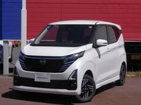 日産 デイズ 660cc 660 ハイウェイスターX 4WD 試乗車UP　純正9インチナビ