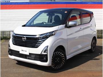 660 ハイウェイスターGターボ  アーバンクロム プロパイロット エディション 4WD ・試乗車UP　 ・ディーラーOP