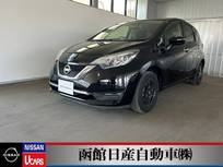 日産 ノート 1200cc 1.2 メダリスト X FOUR スマートセーフティ エディション 4WD