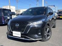 日産 キックス 1200cc 1.2 X ツートーン インテリアエディション (e-POWER) プロパイロット　純正ナビ　ワンオーナー